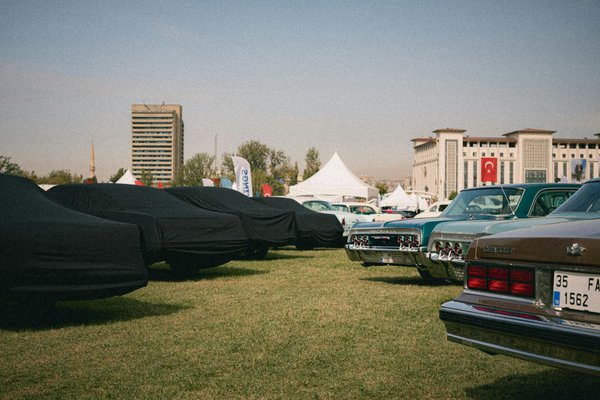 Adoptez un style éthique : Votre guide essentiel pour sélectionner des textiles écologiques et soutenir une mode durable